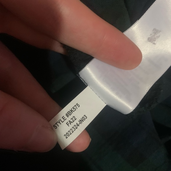 J. Crew Factory Black Watch Plaid Cotton Poplin shirt in Signature Fit - Picture 10 of 11